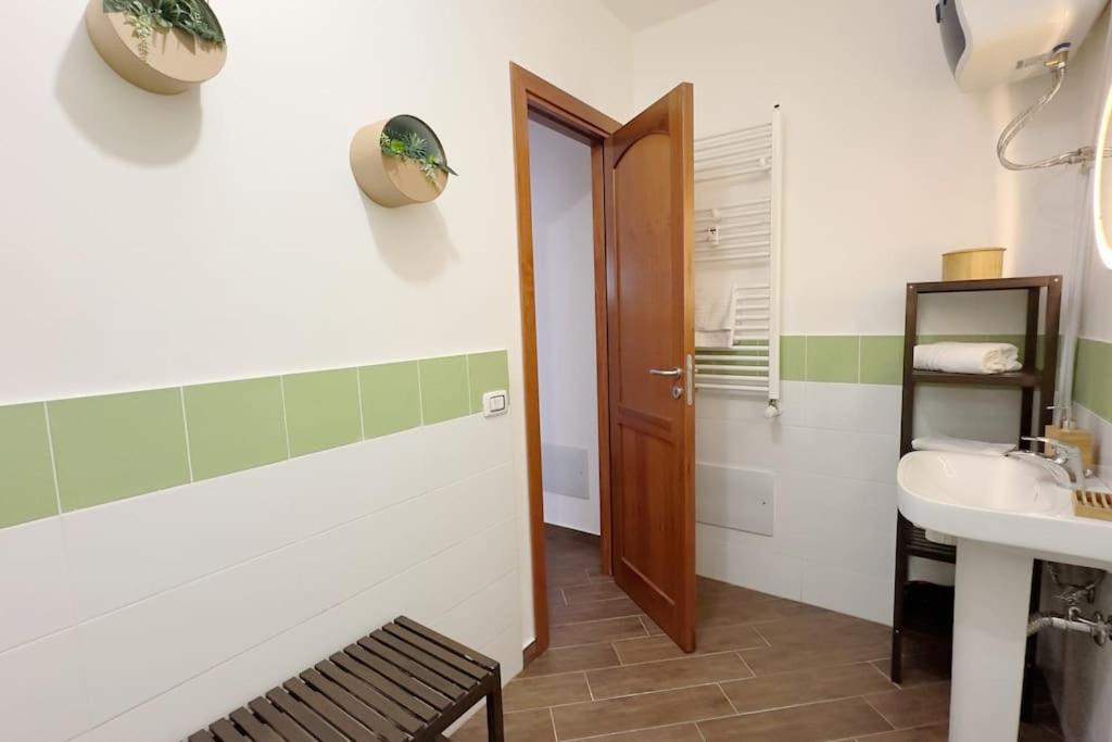 Molo Five Apartment Palerme Extérieur photo