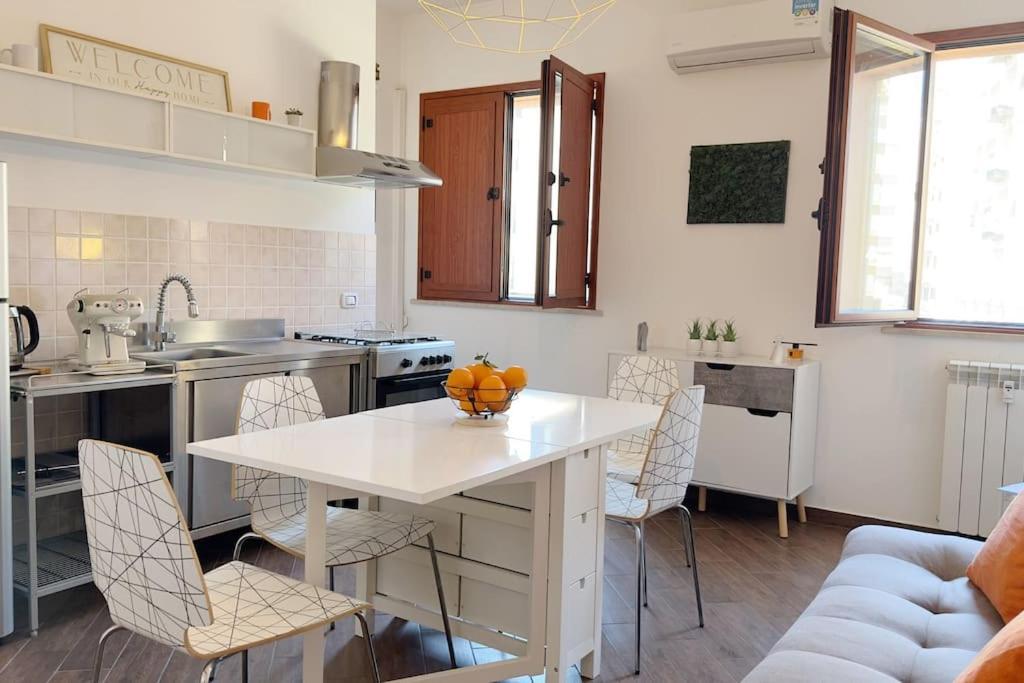 Molo Five Apartment Palerme Extérieur photo